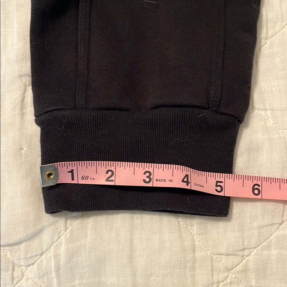 Adidas Jogger/Sweatpant - Picture 11 of 14